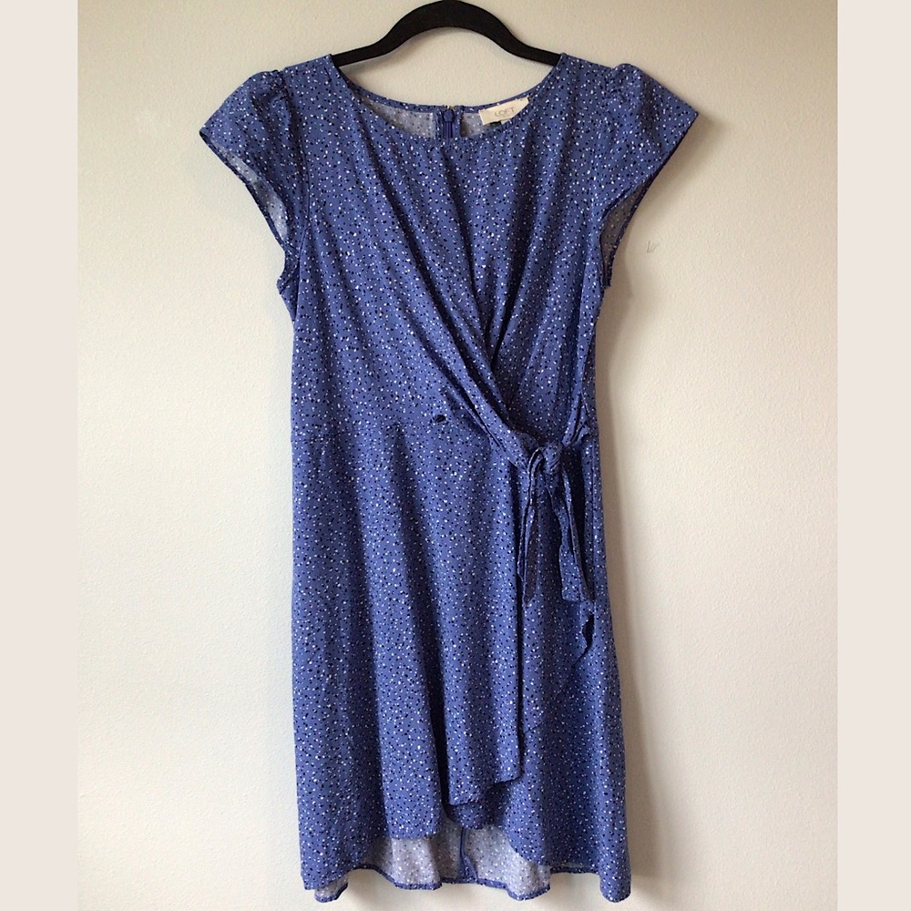 Skater wrap dress cap sleeves perfect condition